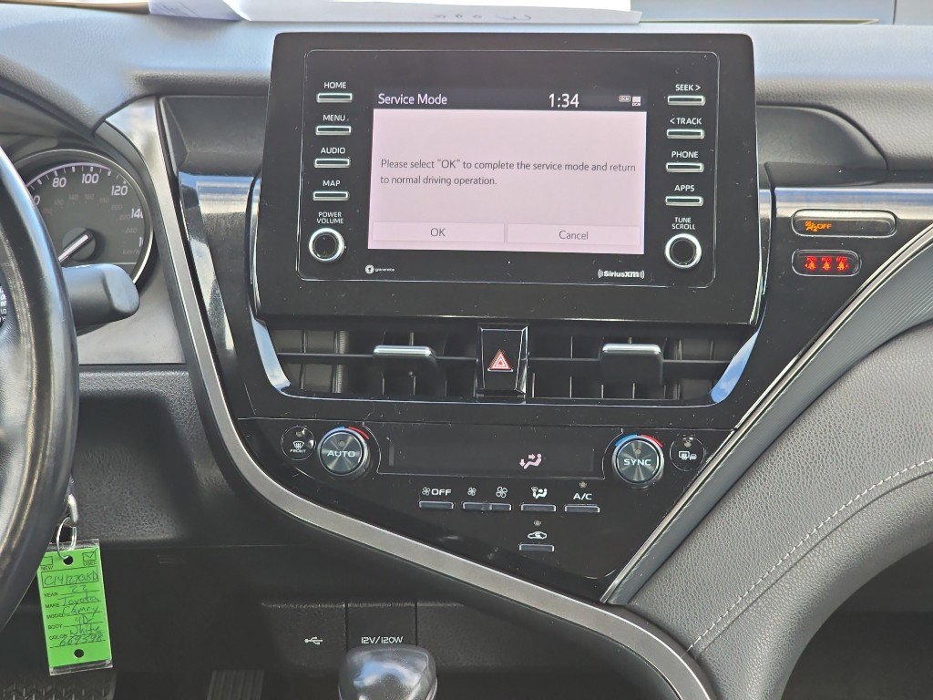 Certified 2022 Toyota Camry SE image 22