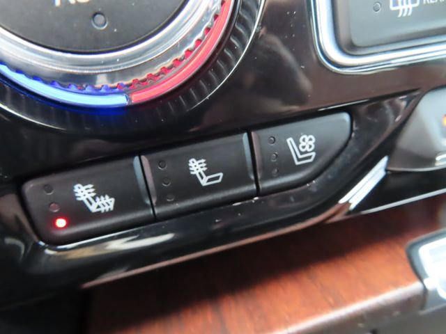 Certified 2024 GMC Yukon Denali Ultimate AWD/4WD image 39