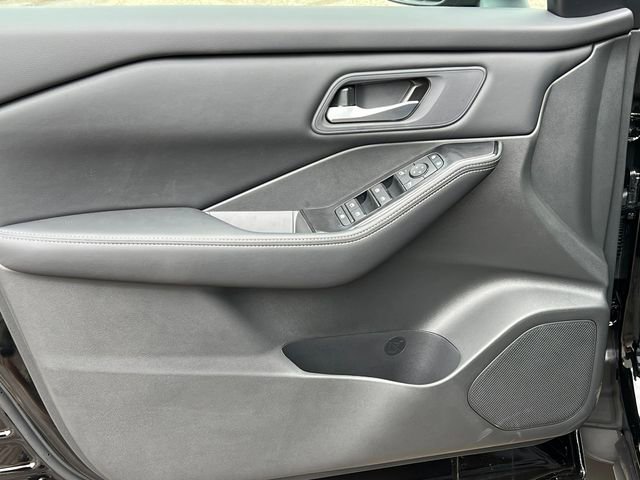 New 2026 Nissan Rogue SV w/ Cold Weather Package image 10
