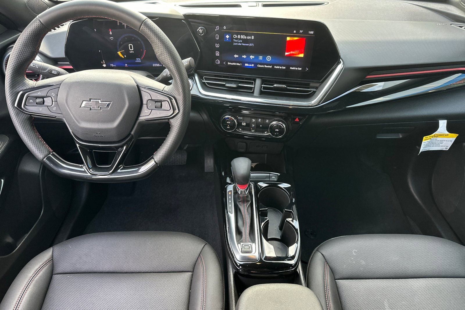 Used 2025 Chevrolet Trax RS w/ Driver Confidence Package image 16