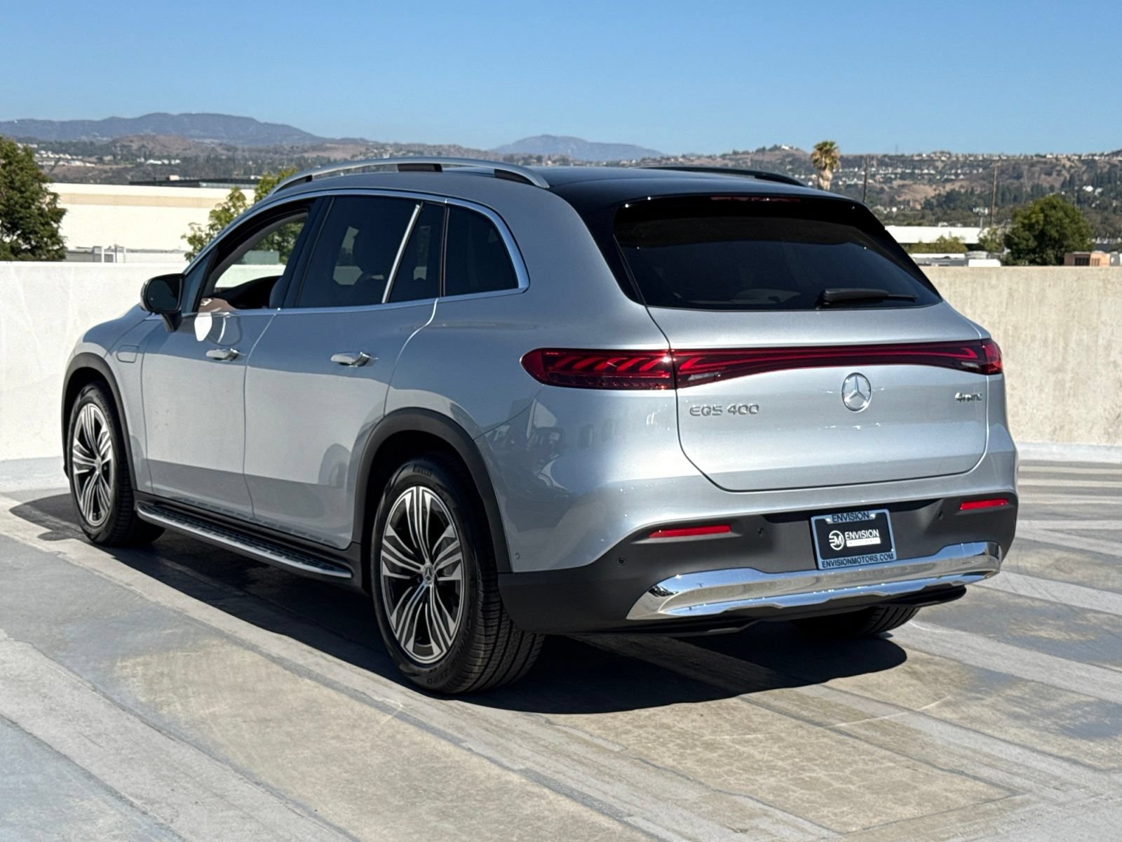 New 2026 Mercedes-Benz EQS 400 4MATIC SUV image 8
