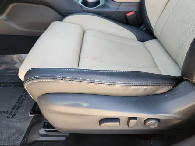 Certified 2025 Subaru Outback Limited image 26