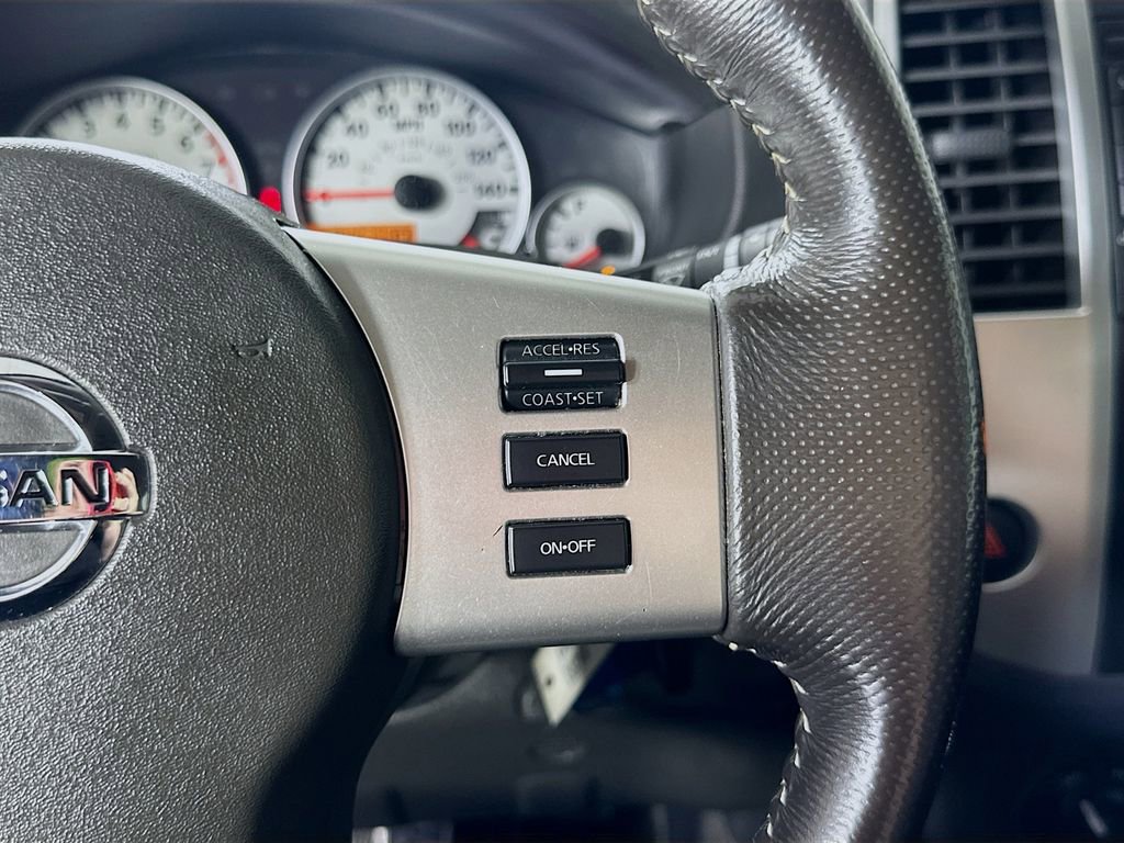 Used 2017 Nissan Frontier PRO-4X w/ Pro-4x Graphics Package AWD/4WD image 23