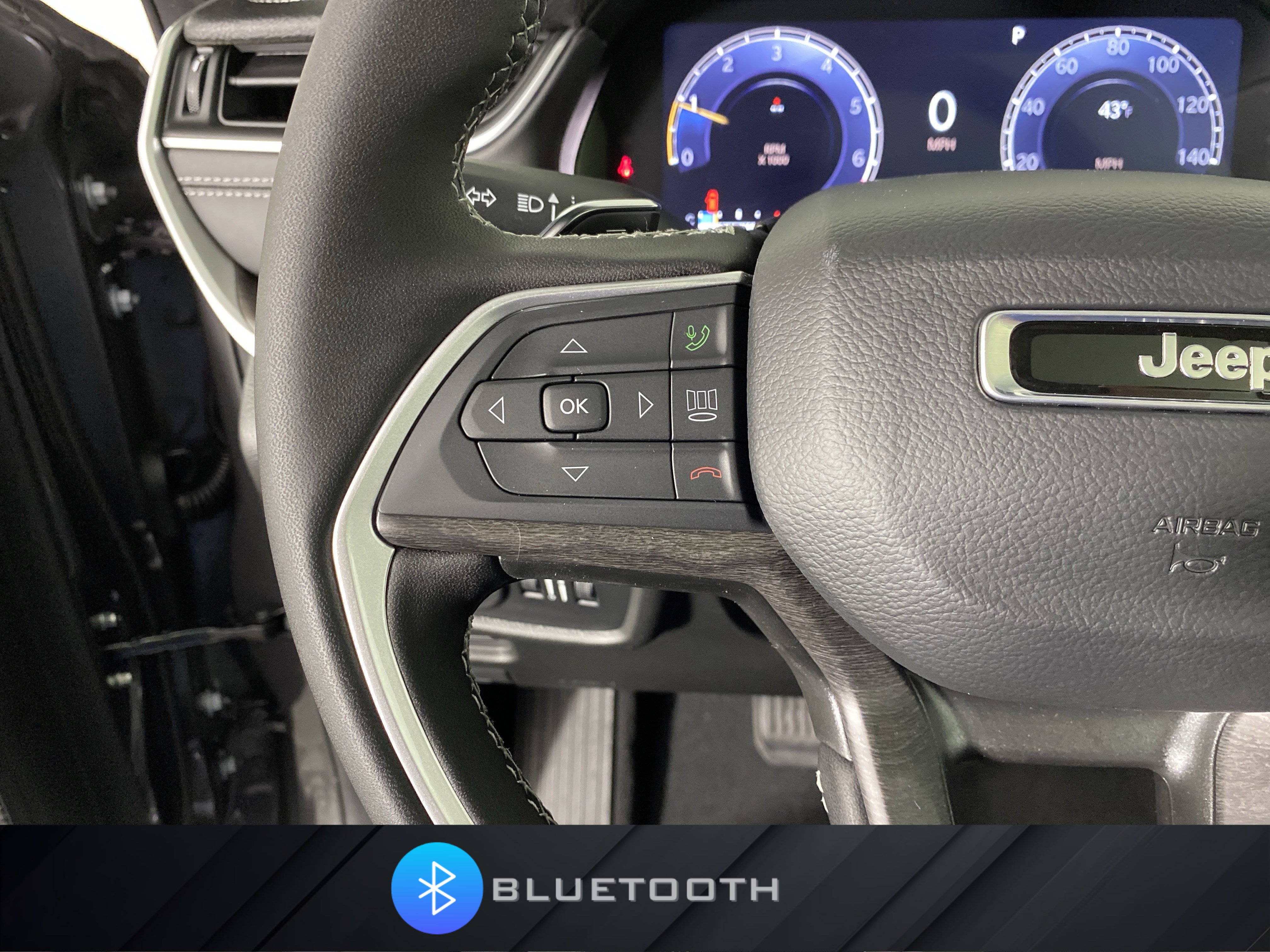 New 2025 Jeep Grand Cherokee Limited w/ Black Appearance Package image 21