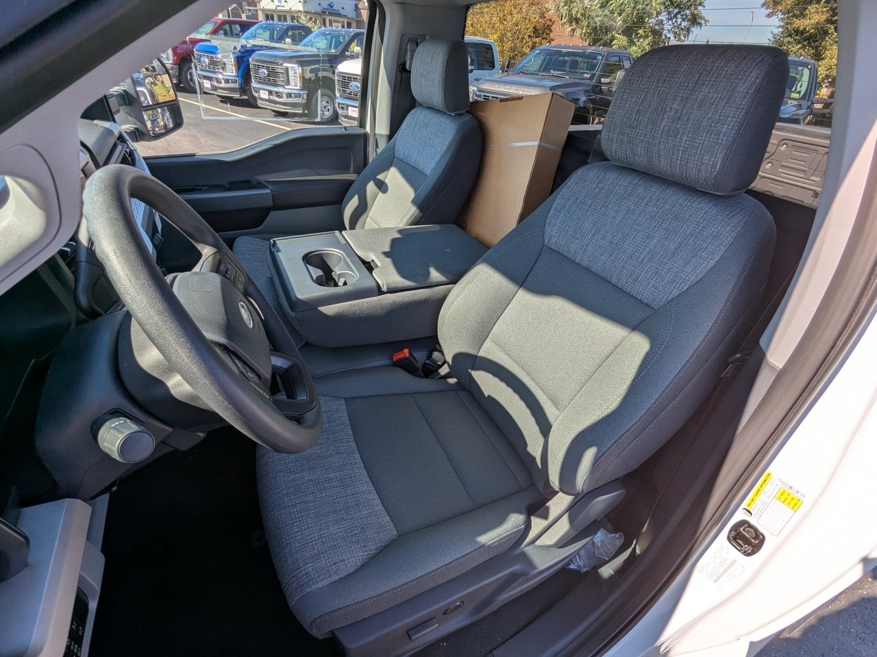 New 2025 Ford F350 XLT w/ FX4 Off-Road Package image 16