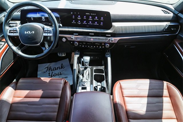 Used 2024 Kia Telluride SX Prestige w/ Towing Package image 13