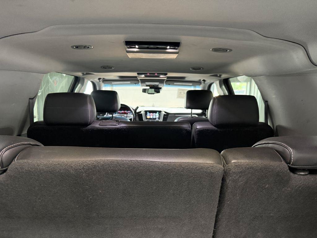 Used 2020 GMC Yukon XL SLT w/ Open Road Package AWD/4WD image 38