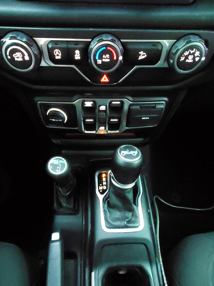 Used 2020 Jeep Wrangler Unlimited Sport S image 13