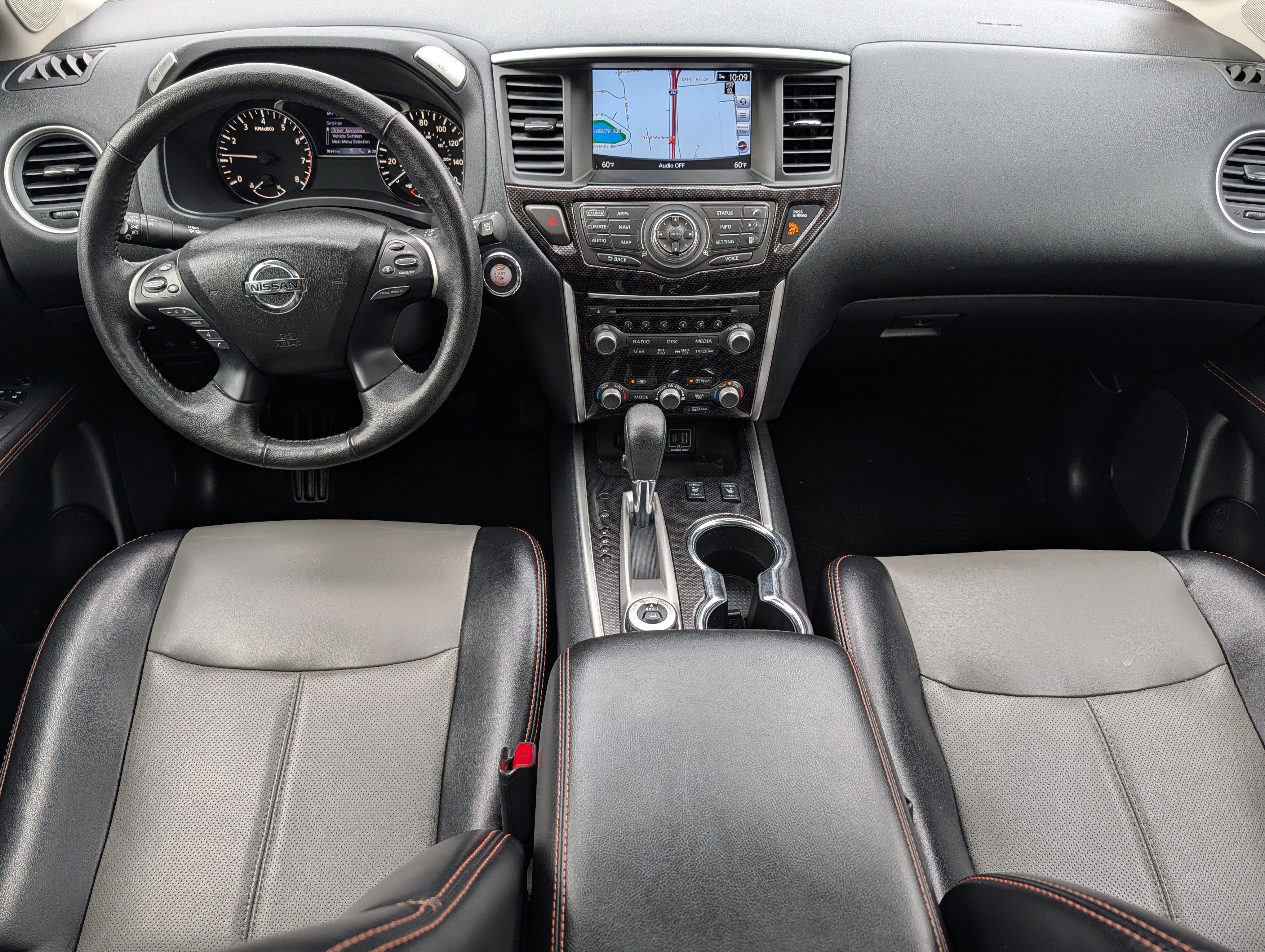 Used 2019 Nissan Pathfinder SL AWD/4WD image 10
