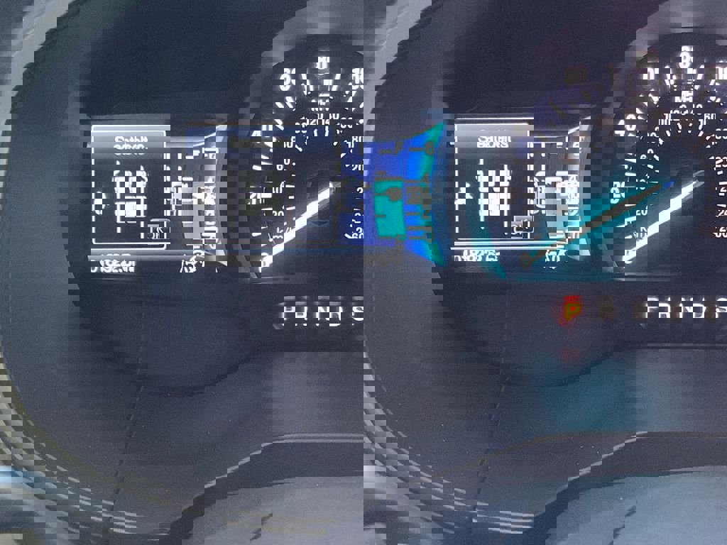 Used 2024 Ford Edge Titanium image 10