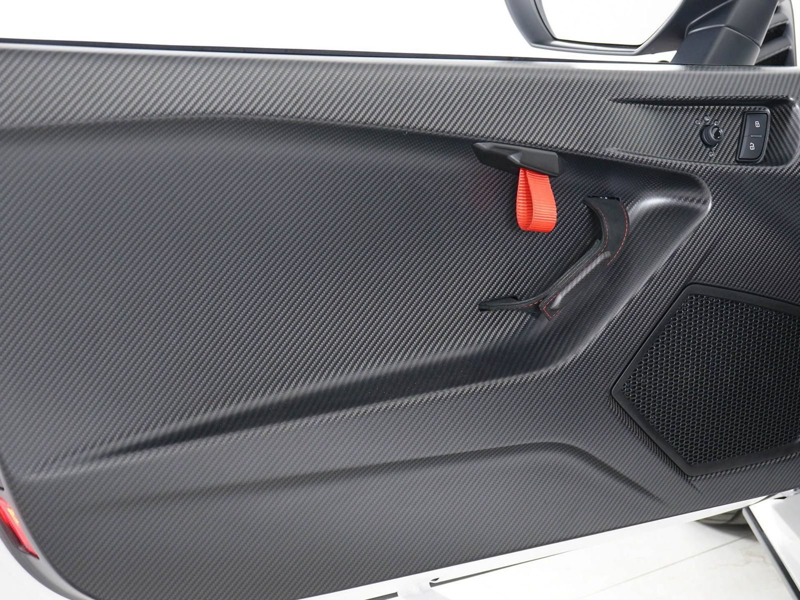 Used 2022 Lamborghini Huracan STO RWD image 31