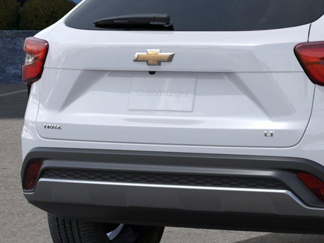 New 2026 Chevrolet Trax LT w/ LT Convenience Package FWD image 14