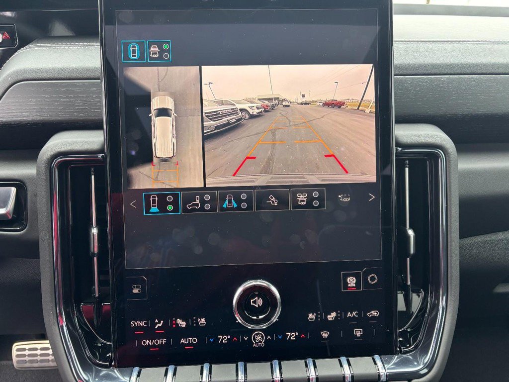 New 2026 GMC Yukon XL AT4 Ultimate w/ LPO, Illumination Package image 21