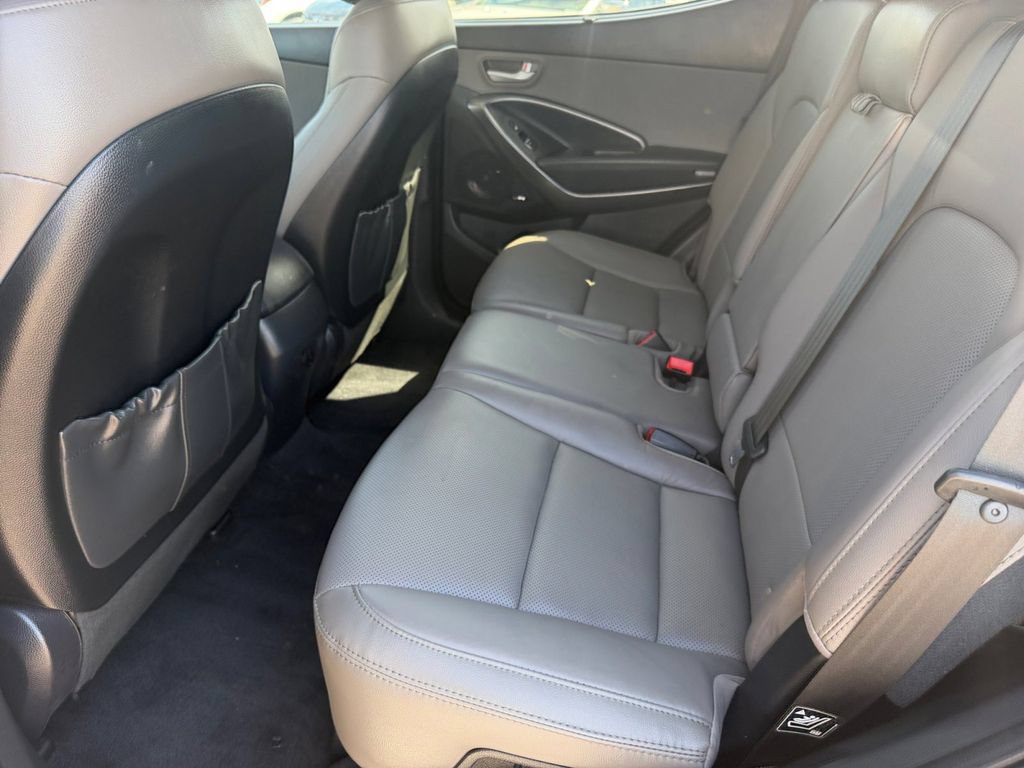 Used 2018 Hyundai Santa Fe Sport w/ 2.0T Ultimate Tech Package 05 FWD image 14