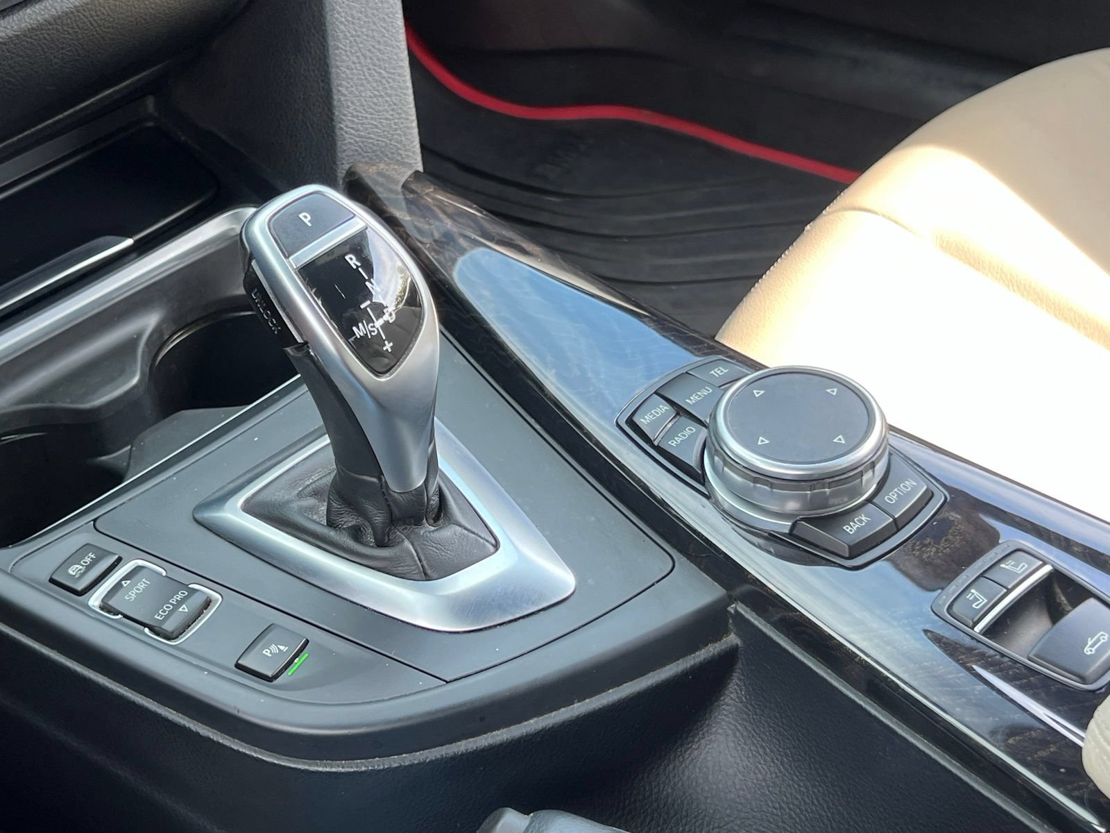Used 2015 BMW 428i xDrive Convertible AWD/4WD image 27
