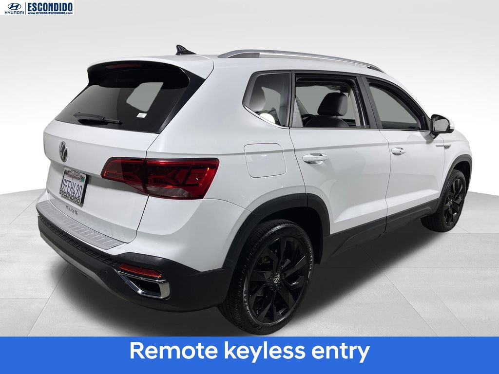 Used 2023 Volkswagen Taos SE FWD image 5
