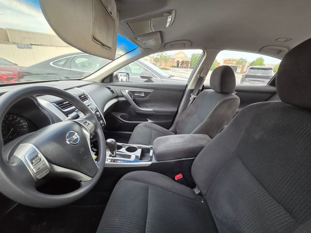 Used 2014 Nissan Altima 2.5 S w/ Sport Value Package FWD image 11