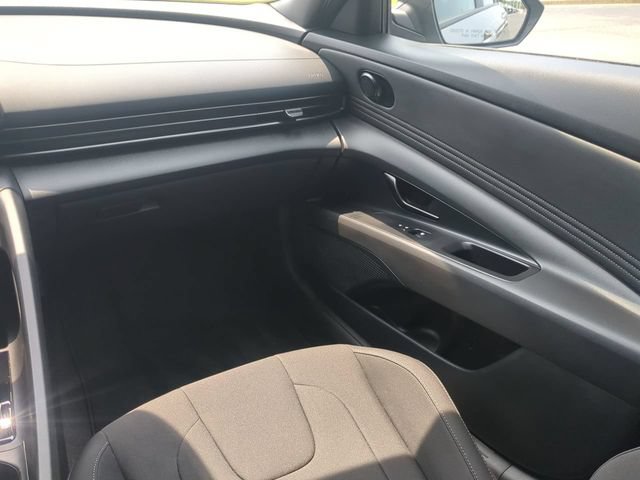Certified 2026 Hyundai Elantra Sport FWD image 16