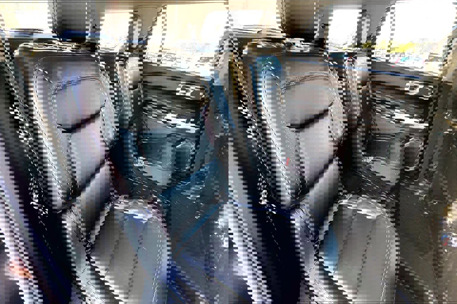 Used 2021 Ford Explorer XLT w/ Equipment Group 202A image 20