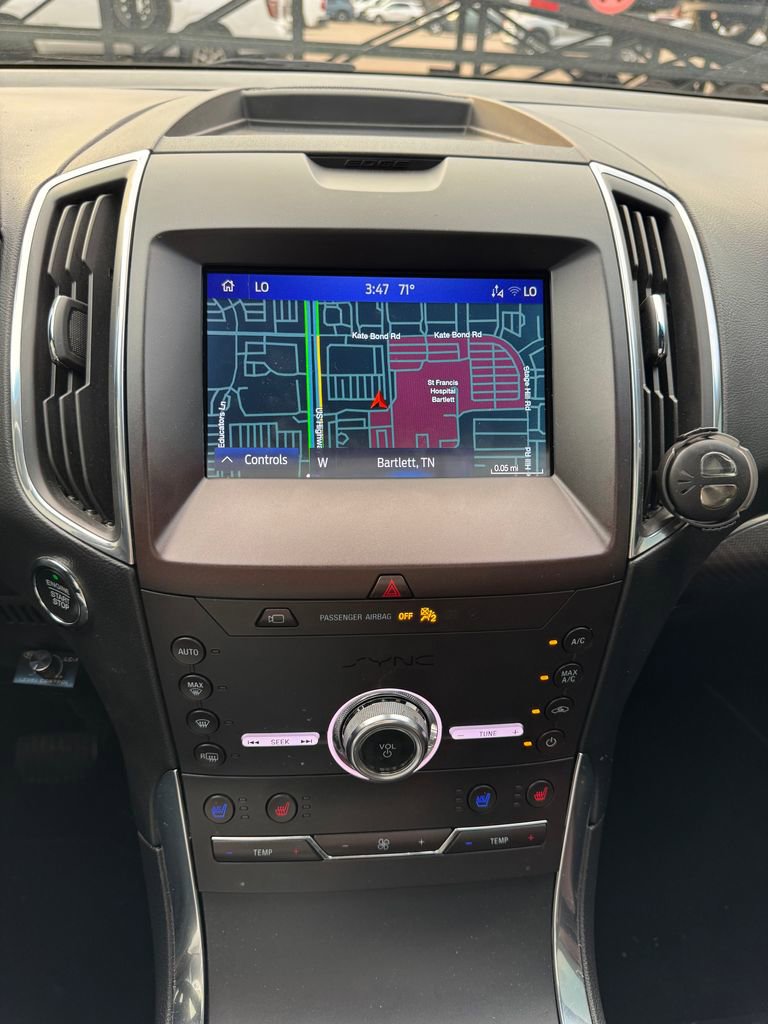 Used 2020 Ford Edge Titanium w/ Equipment Group 301A image 24