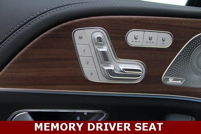 New 2026 Mercedes-Benz GLS 580 4MATIC image 14