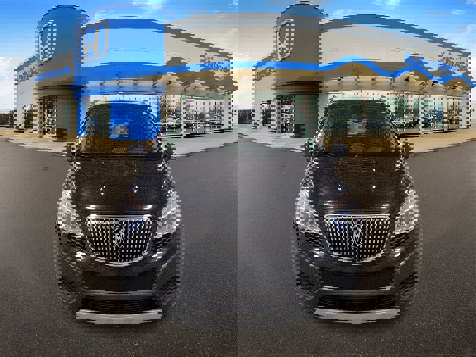 Used 2016 Buick Encore FWD image 3