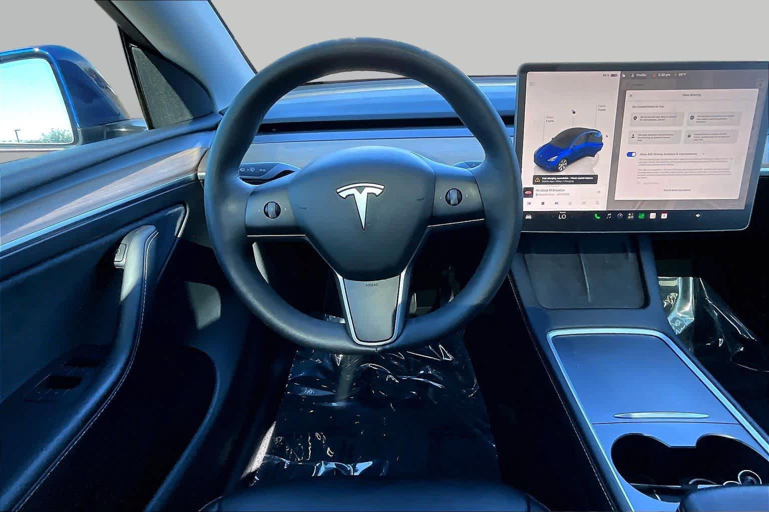 Used 2023 Tesla Model Y Long Range AWD/4WD image 5