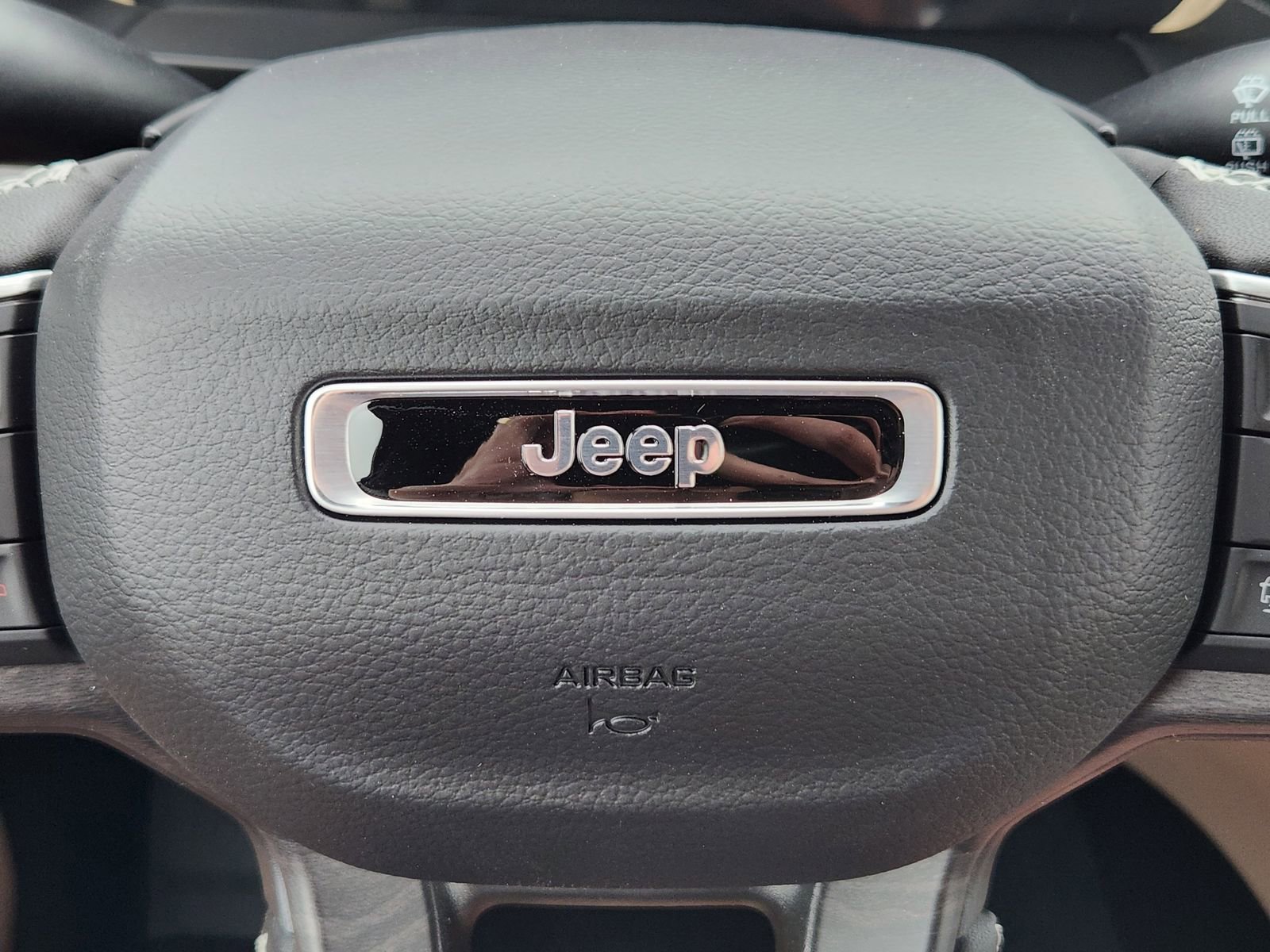 New 2026 Jeep Grand Cherokee Limited RWD image 36