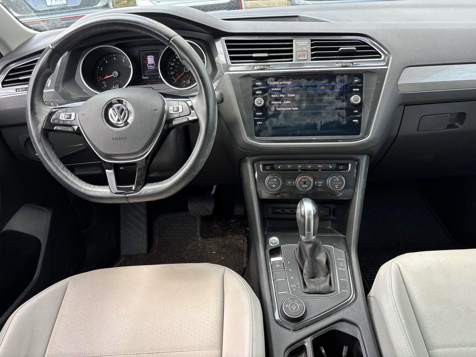 Used 2019 Volkswagen Tiguan SE w/ Panoramic Sunroof Package AWD/4WD image 27