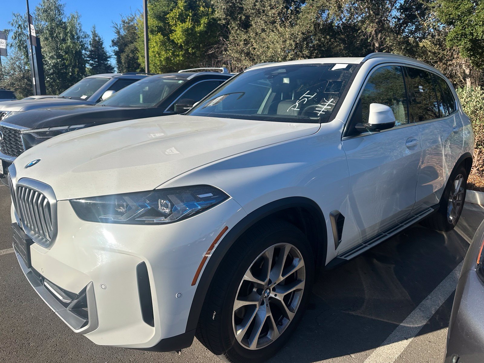 Used 2025 BMW X5 xDrive40i AWD/4WD image 2