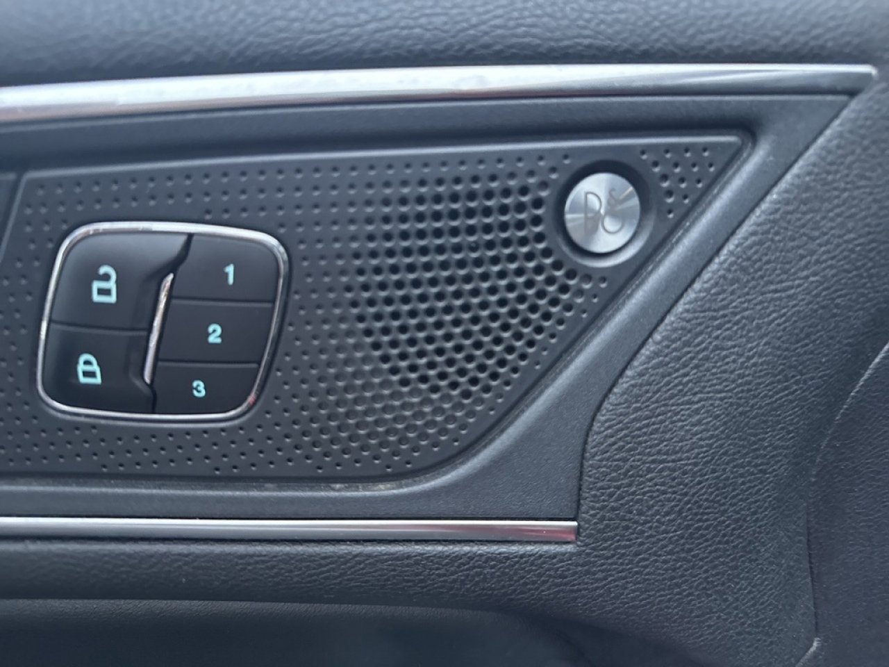 Used 2020 Ford Edge ST w/ Equipment Group 401A image 7