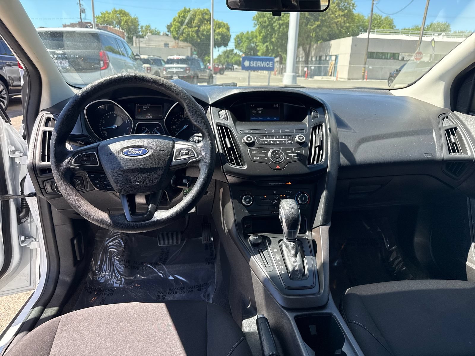 Used 2018 Ford Focus SE FWD image 12