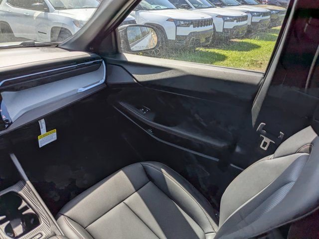 New 2026 Jeep Cherokee Limited image 17