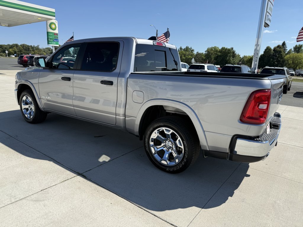 Used 2026 RAM 1500 Big Horn AWD/4WD image 6