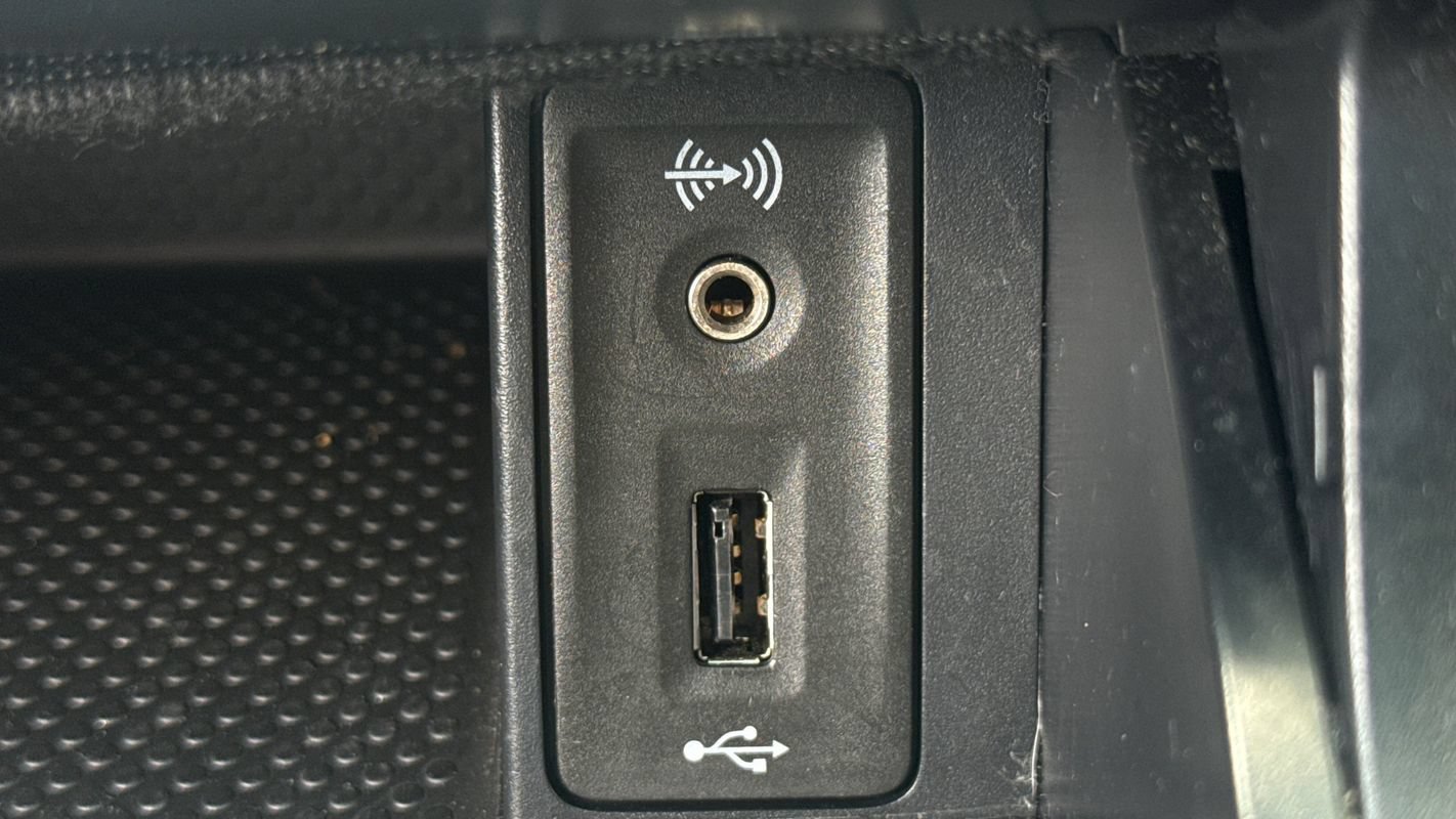 Used 2016 Volkswagen GTI SE FWD image 40