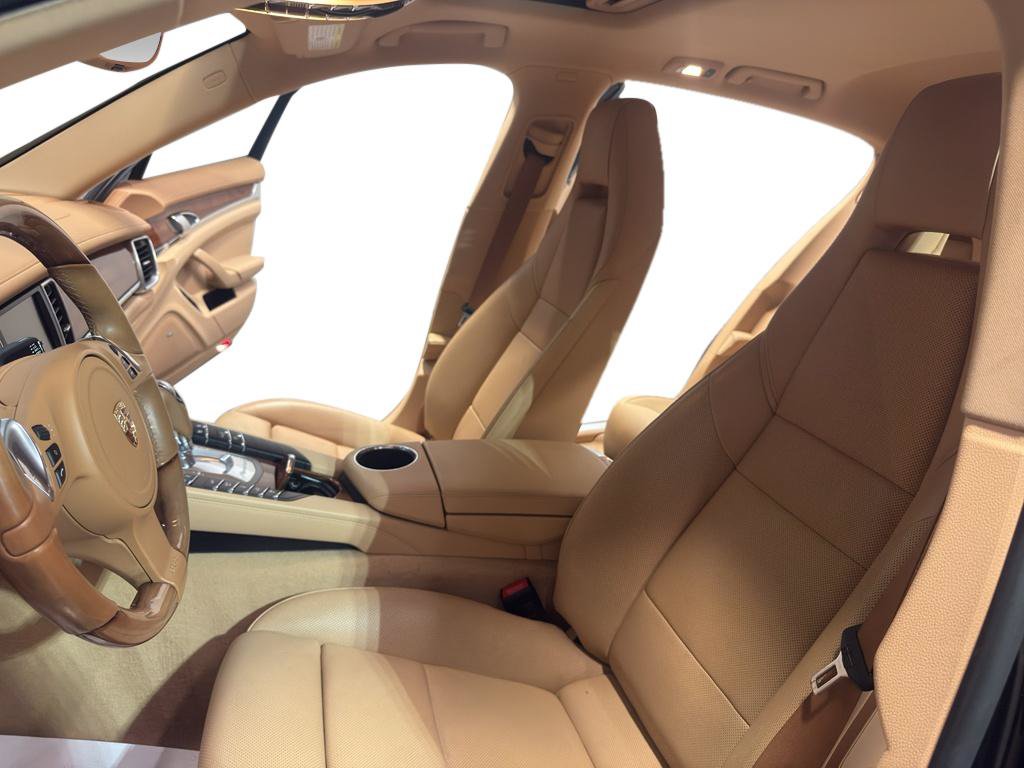 Used 2010 Porsche Panamera S RWD image 16