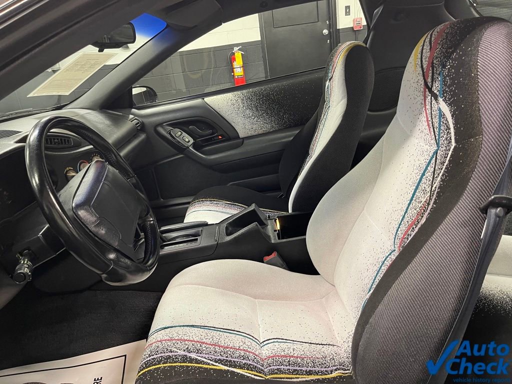 Used 1993 Chevrolet Camaro Z28 image 14