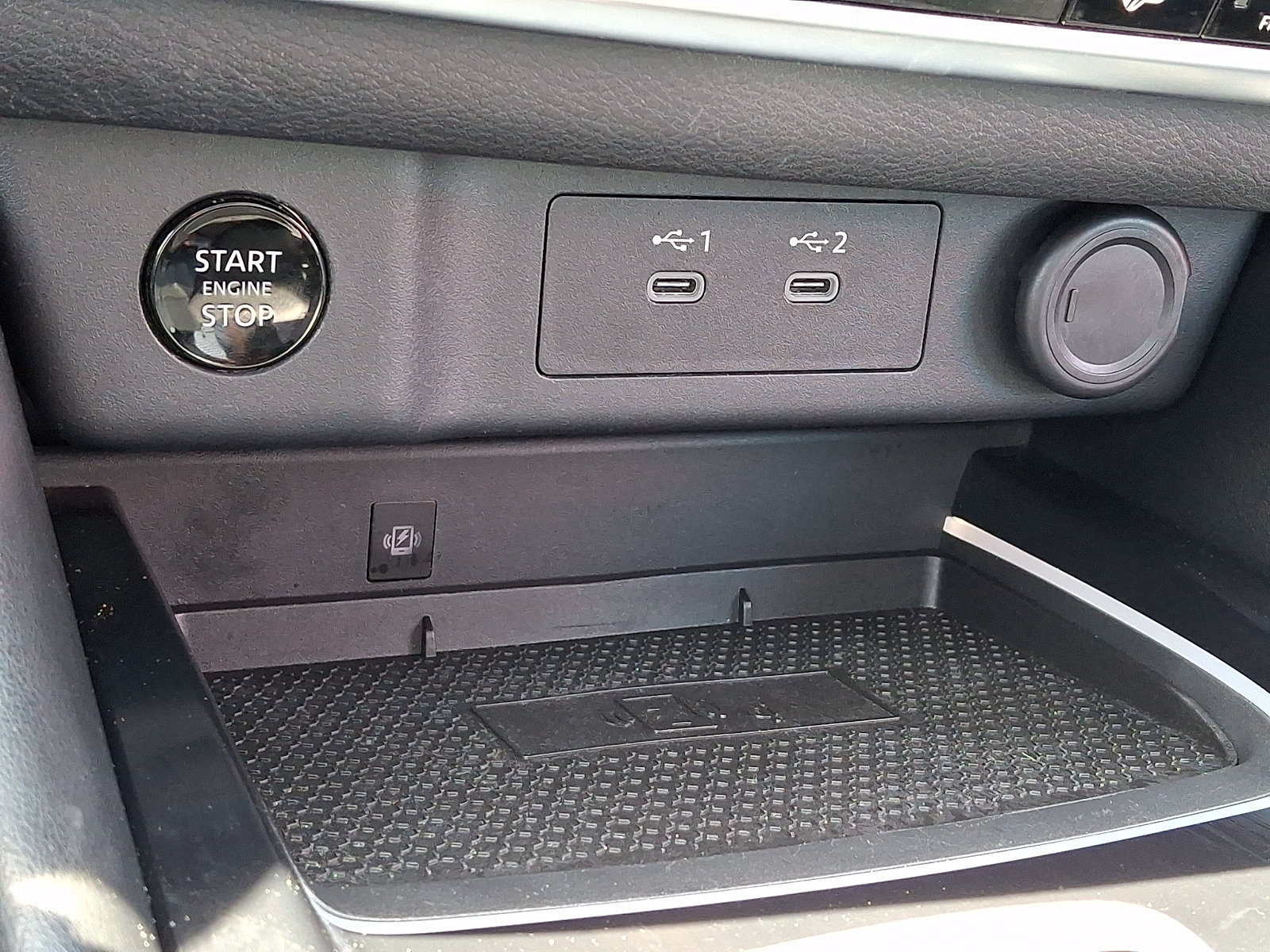 Used 2024 Nissan Rogue Platinum AWD/4WD image 27