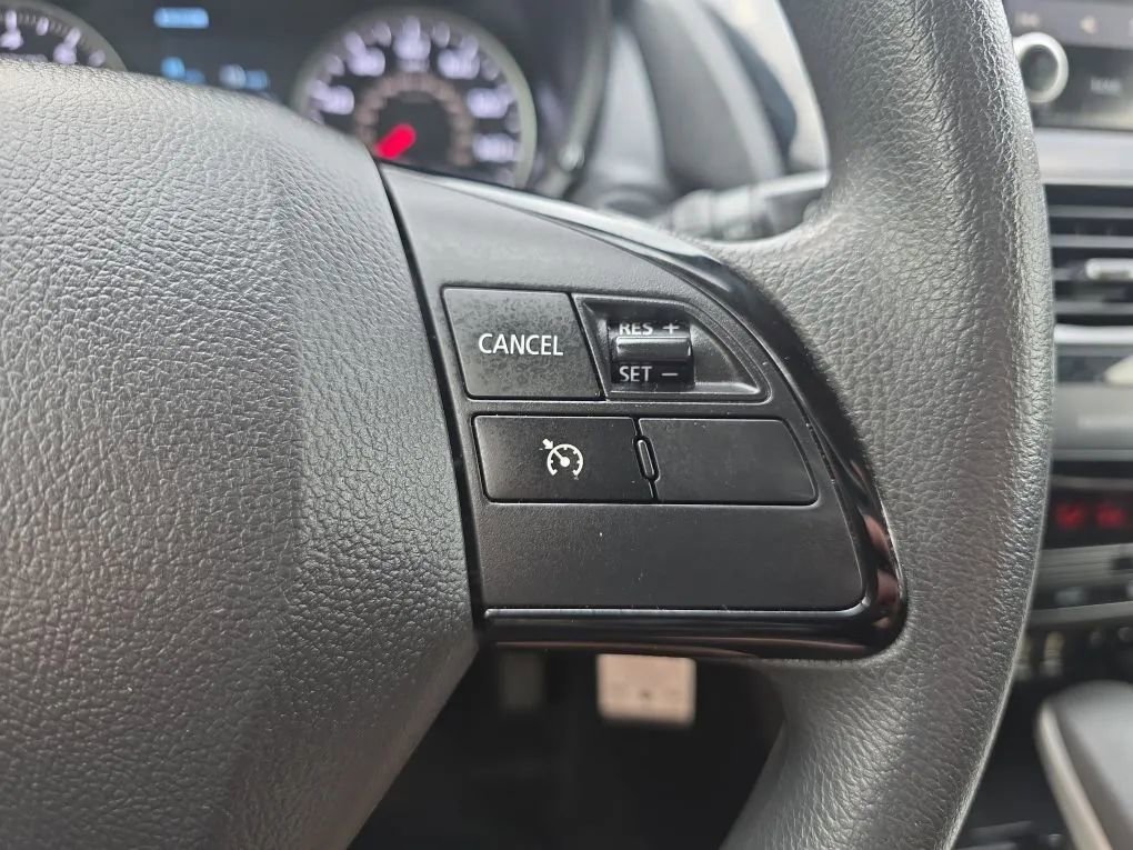 Used 2023 Mitsubishi Eclipse Cross LE image 18