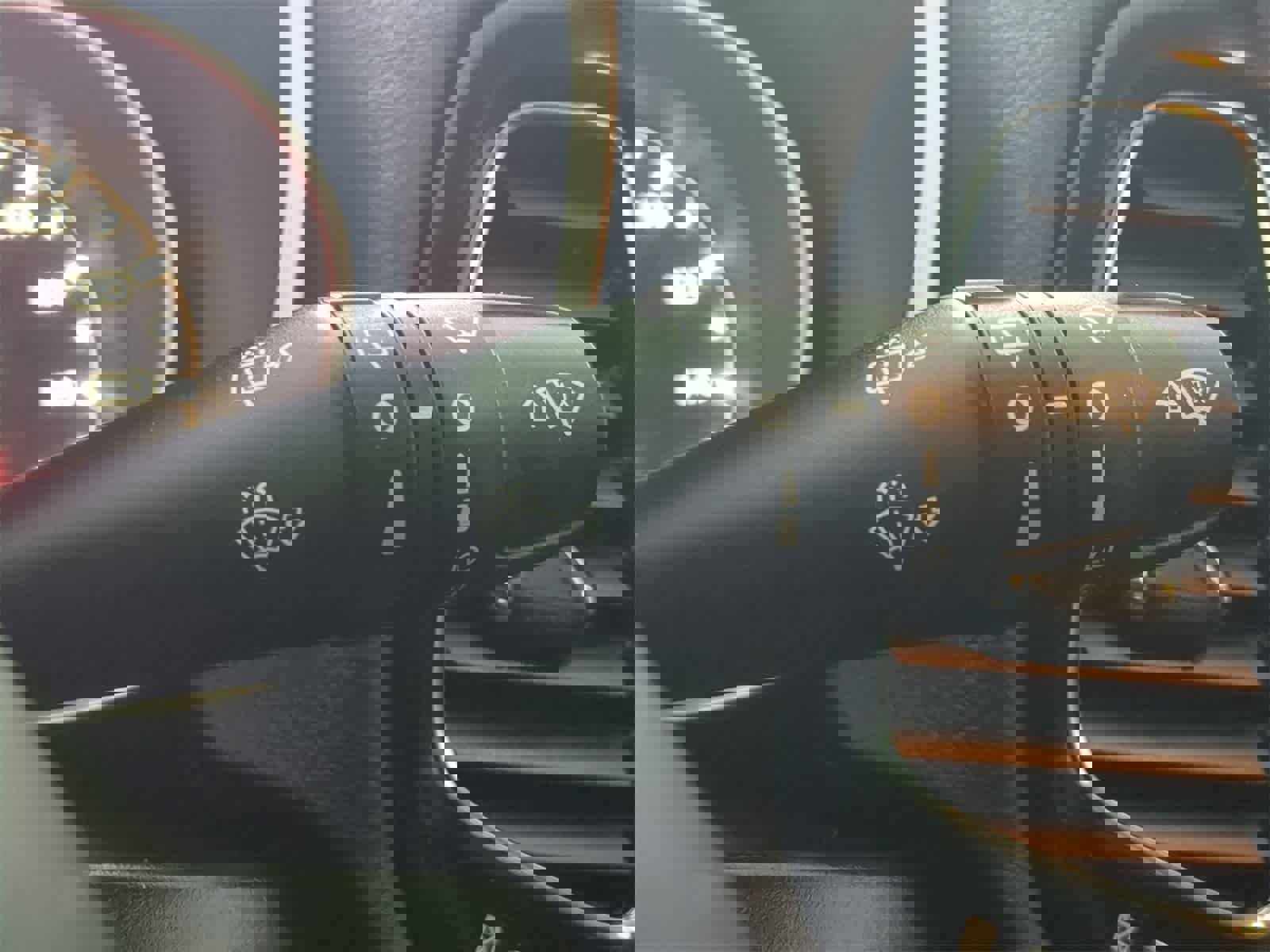 Used 2018 Jeep Compass Latitude w/ Popular Equipment Group image 26