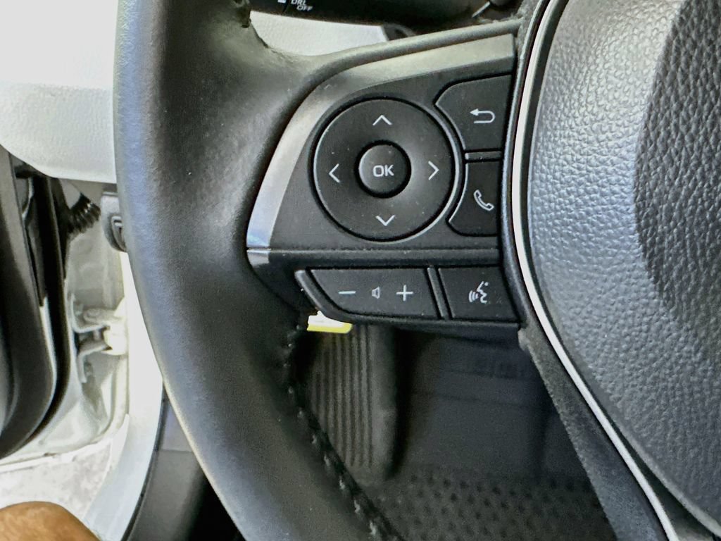 Used 2024 Toyota Corolla SE FWD image 24