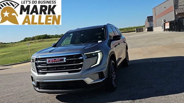 Used 2025 GMC Acadia Elevation FWD image 9