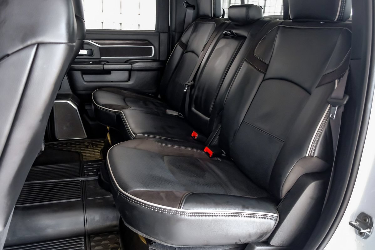 Used 2025 RAM 3500 Laramie AWD/4WD image 38
