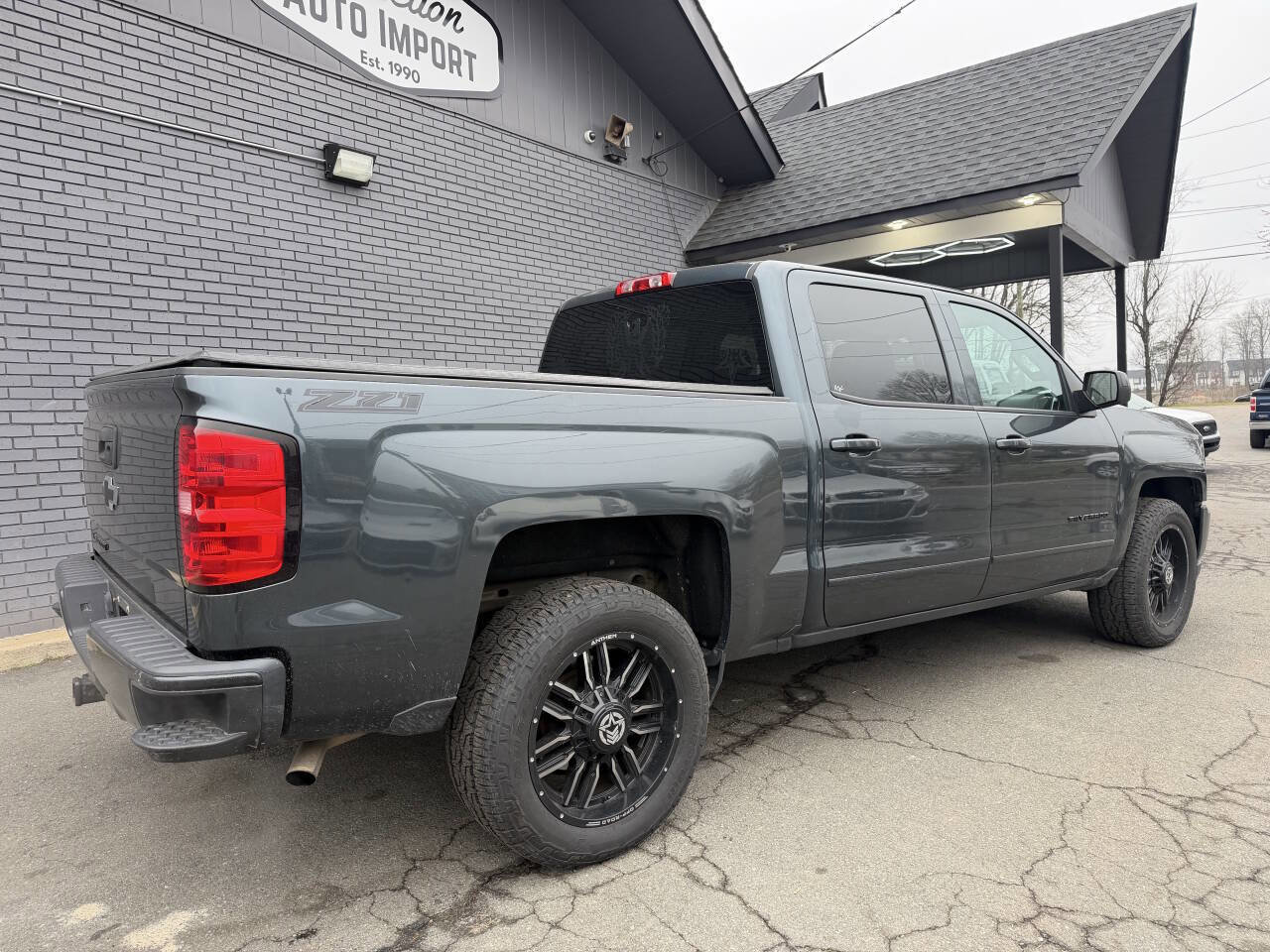 Used 2017 Chevrolet Silverado 1500 LT w/ All Star Edition image 7