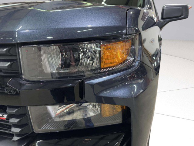 Used 2021 Chevrolet Silverado 1500 Custom Trail Boss w/ LPO, Dark Essentials Package AWD/4WD image 11