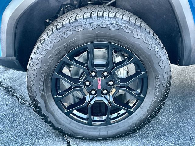 New 2025 GMC Canyon Elevation w/ Convenience Package image 34