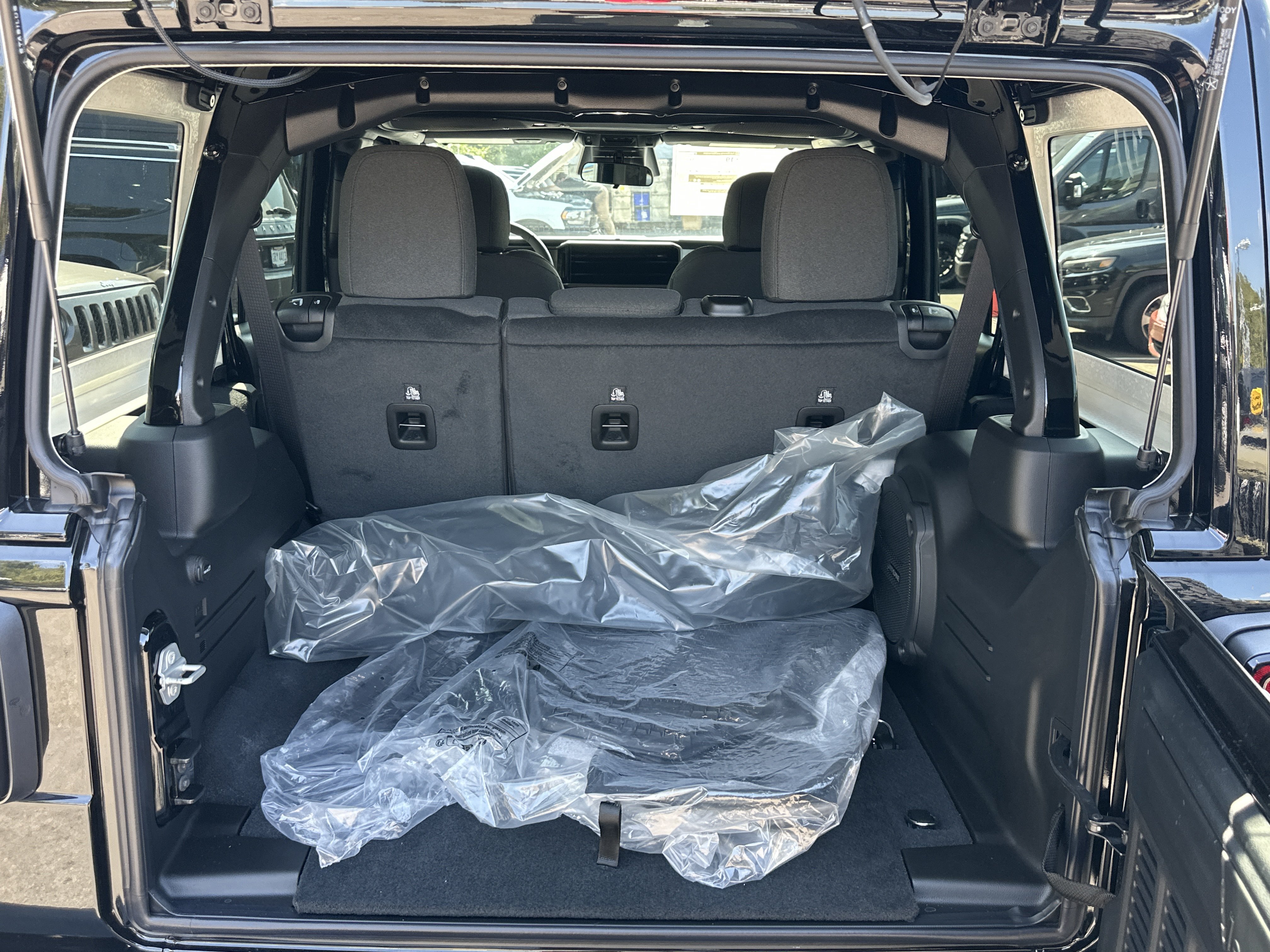 New 2027 Jeep Wrangler Unlimited Sport AWD/4WD image 14