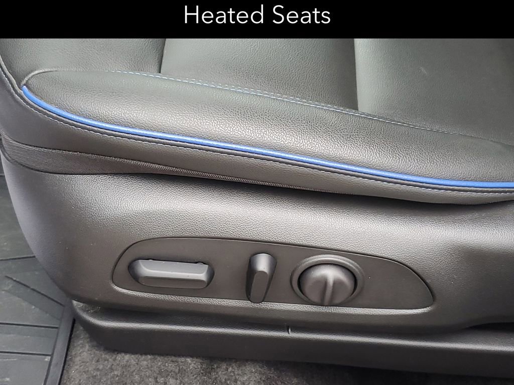 Used 2024 Buick Envista Sport Touring w/ Convenience II Package FWD image 6
