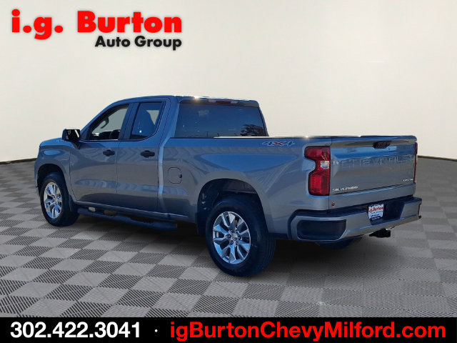 Used 2023 Chevrolet Silverado 1500 Custom AWD/4WD image 4