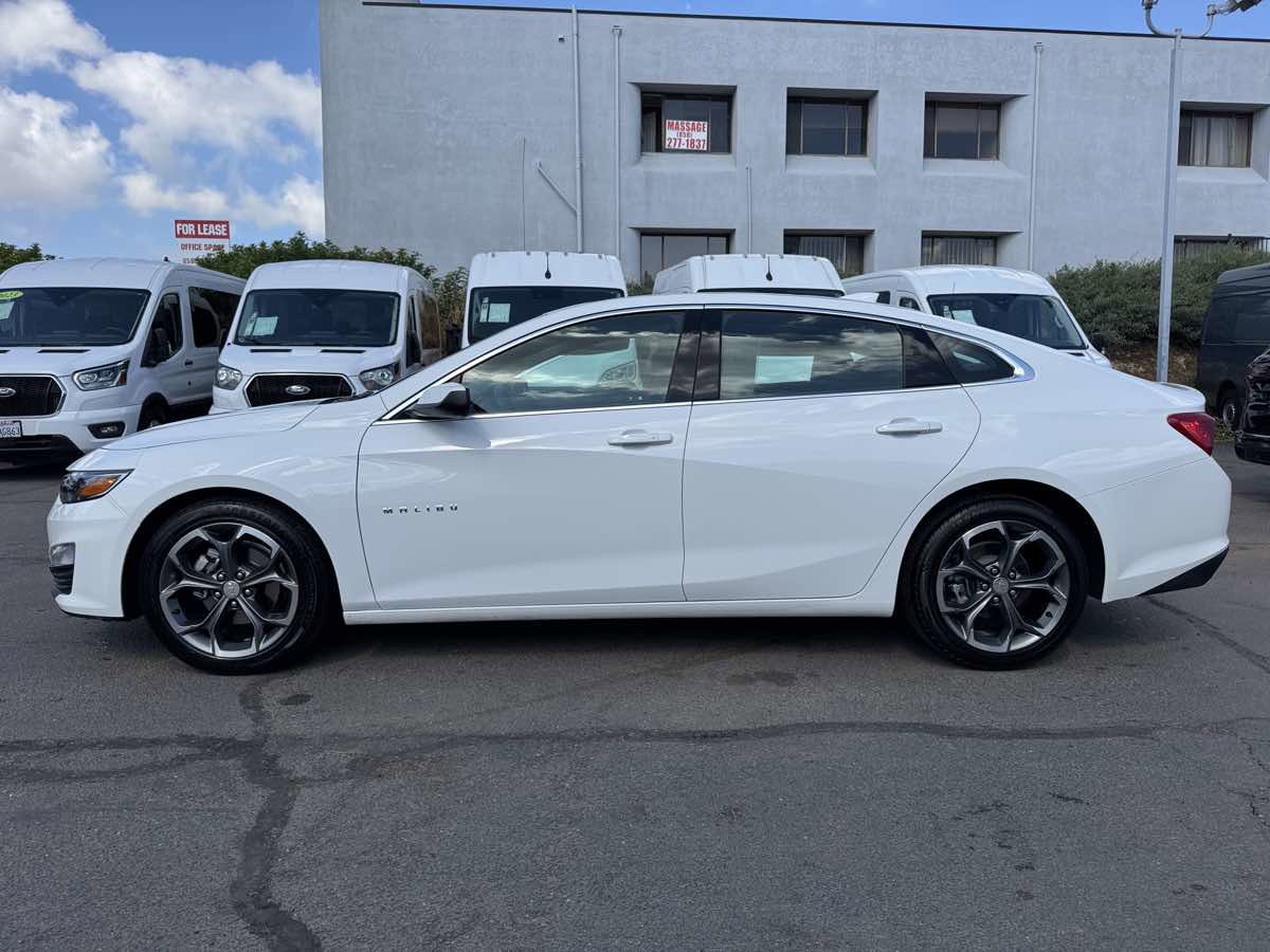 Used 2024 Chevrolet Malibu LT FWD image 7